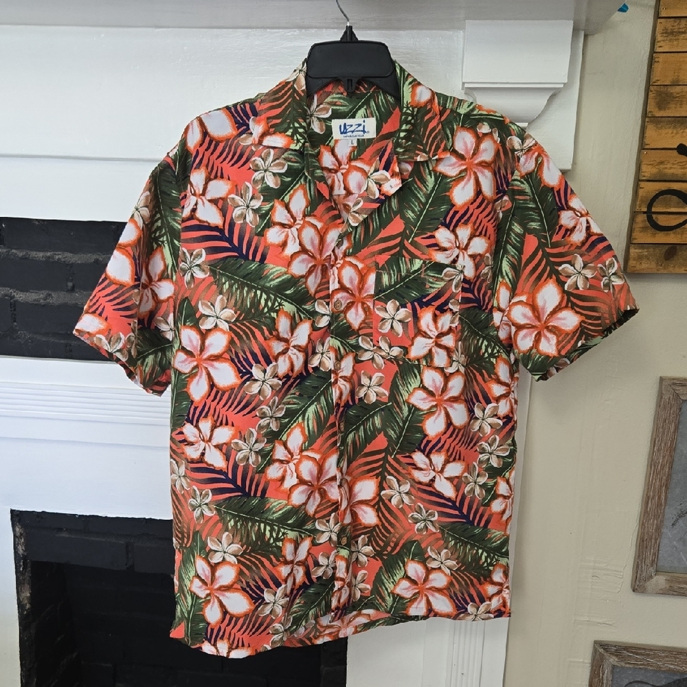 UZZI Hawaiian Floral Men's Shirt - Multicolor